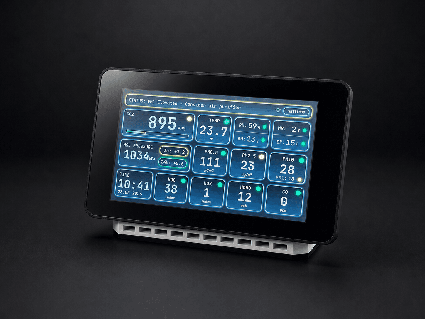 Aura XL enclosure with a 7-inch measurement display