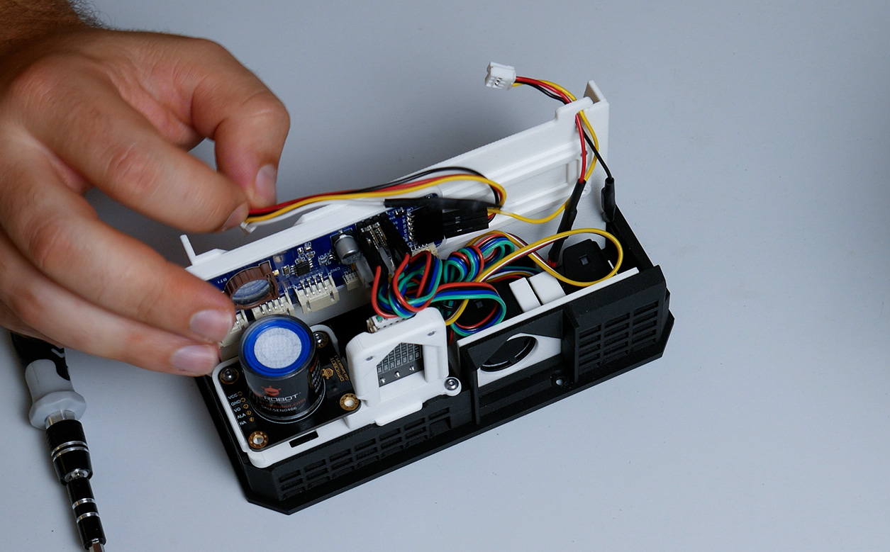 Aura PCB bracket mounted to the internal divider inside the Aura 7" enclosure
